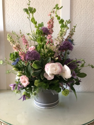 Fresh Hatbox Flowers